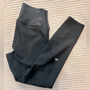 Alo Yoga 7/8 High Waist Airlift Legging - Size M